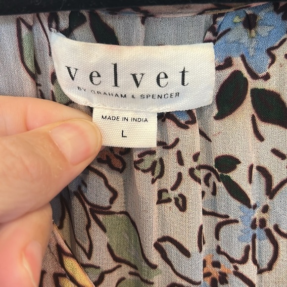 Velvet By Graham &  Spencer Pricilla Floral Dress - Picture 3 of 10